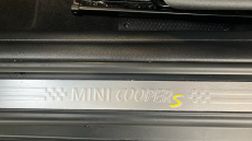 MINI Hatchback 135kW Cooper S Level 2 33kWh 3dr Auto Electric Hatchback